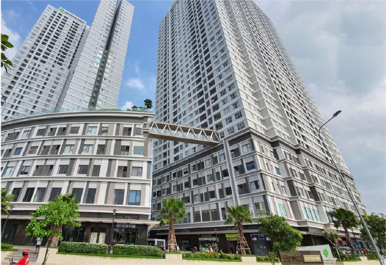 Sunrise City View Apartment , Near Lotte Mart Хошимин Экстерьер фото